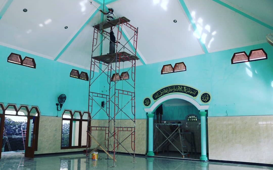 Sambut Ramadhan, Masjid Baiturrahman Dibersihkan dan Dicat Kembali