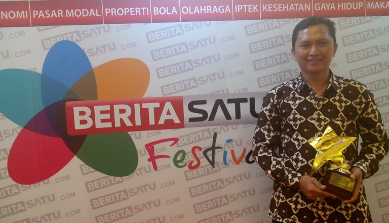 Kades Dermaji Mendapat Penghargaan “Tokoh Muda yang Menginspirasi”