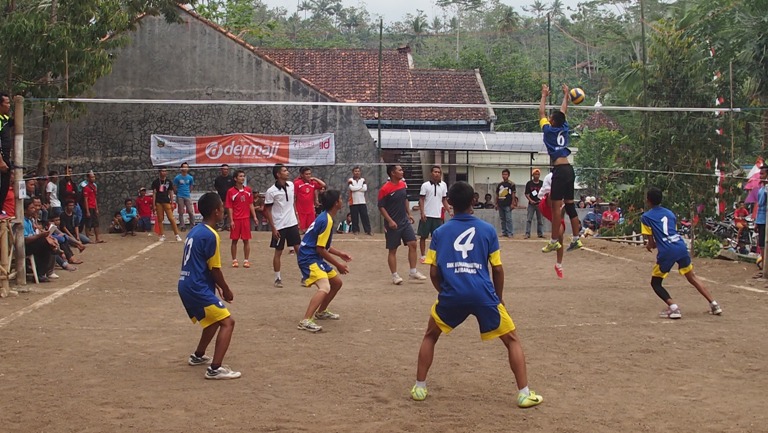 Dharma Satria Gelar Turnamen Bola Voley Antar Club