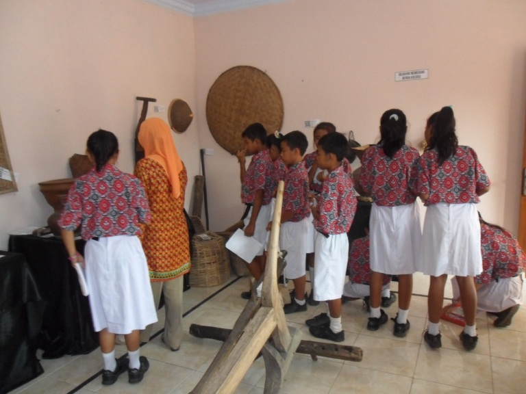 Desaku Luar Biasa