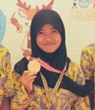 Sani Afifah, Pelajar SMA Asal Dermaji Berhasil Mendapat Medali Perunggu dalam Olimpiade Sains Nasional