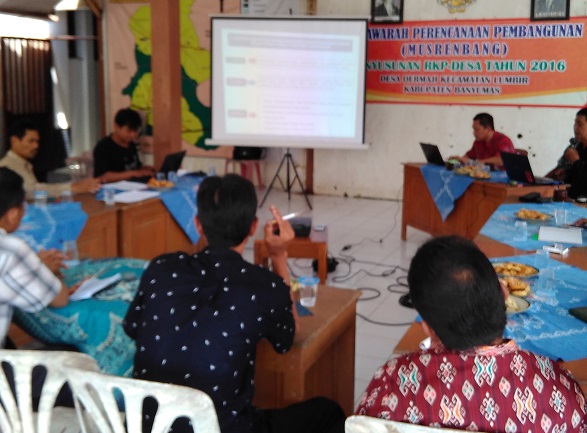 Sosialisasi dan Validasi Data Petani Desa Dermaji