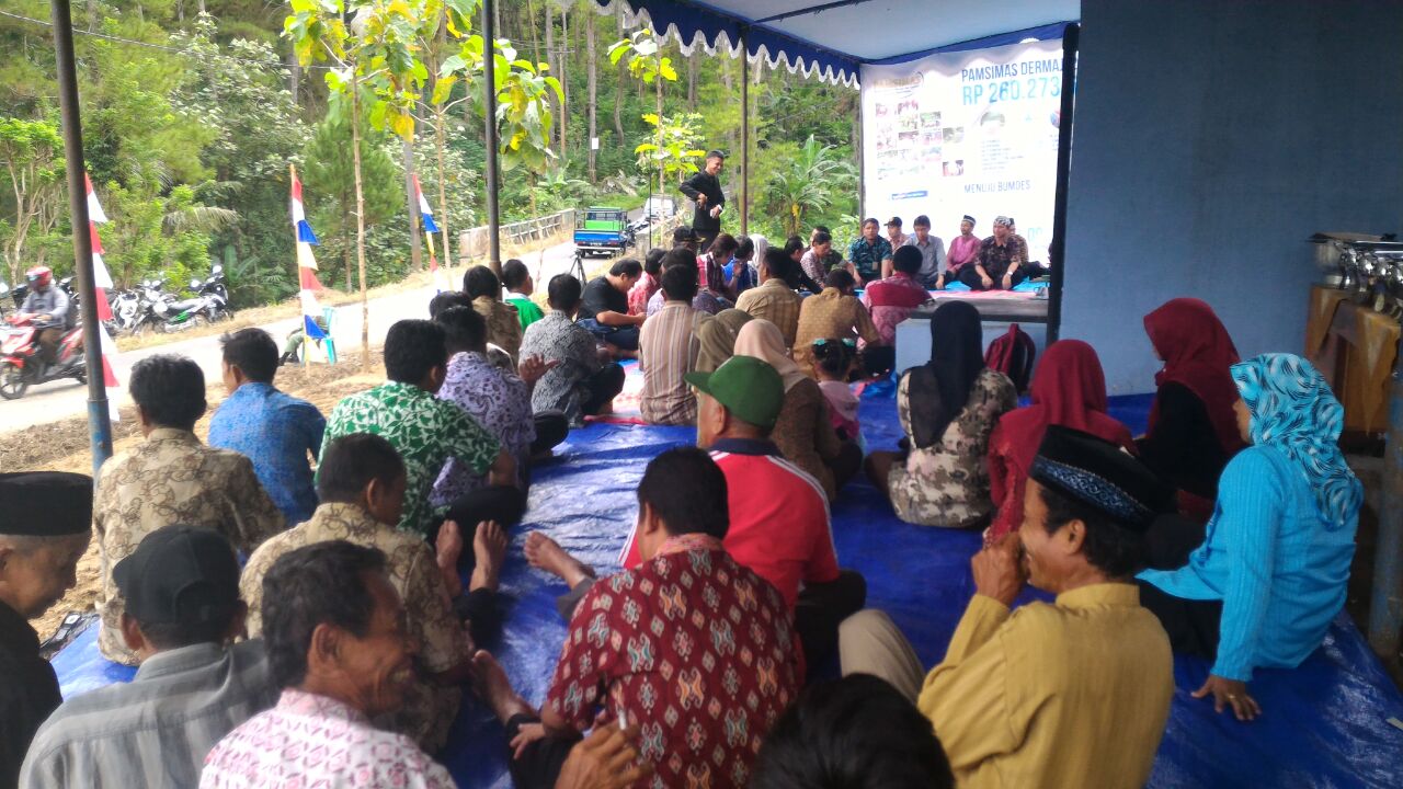 Warga Desa Dermaji Syukuran Penyelesaian Kegiatan Pamsimas