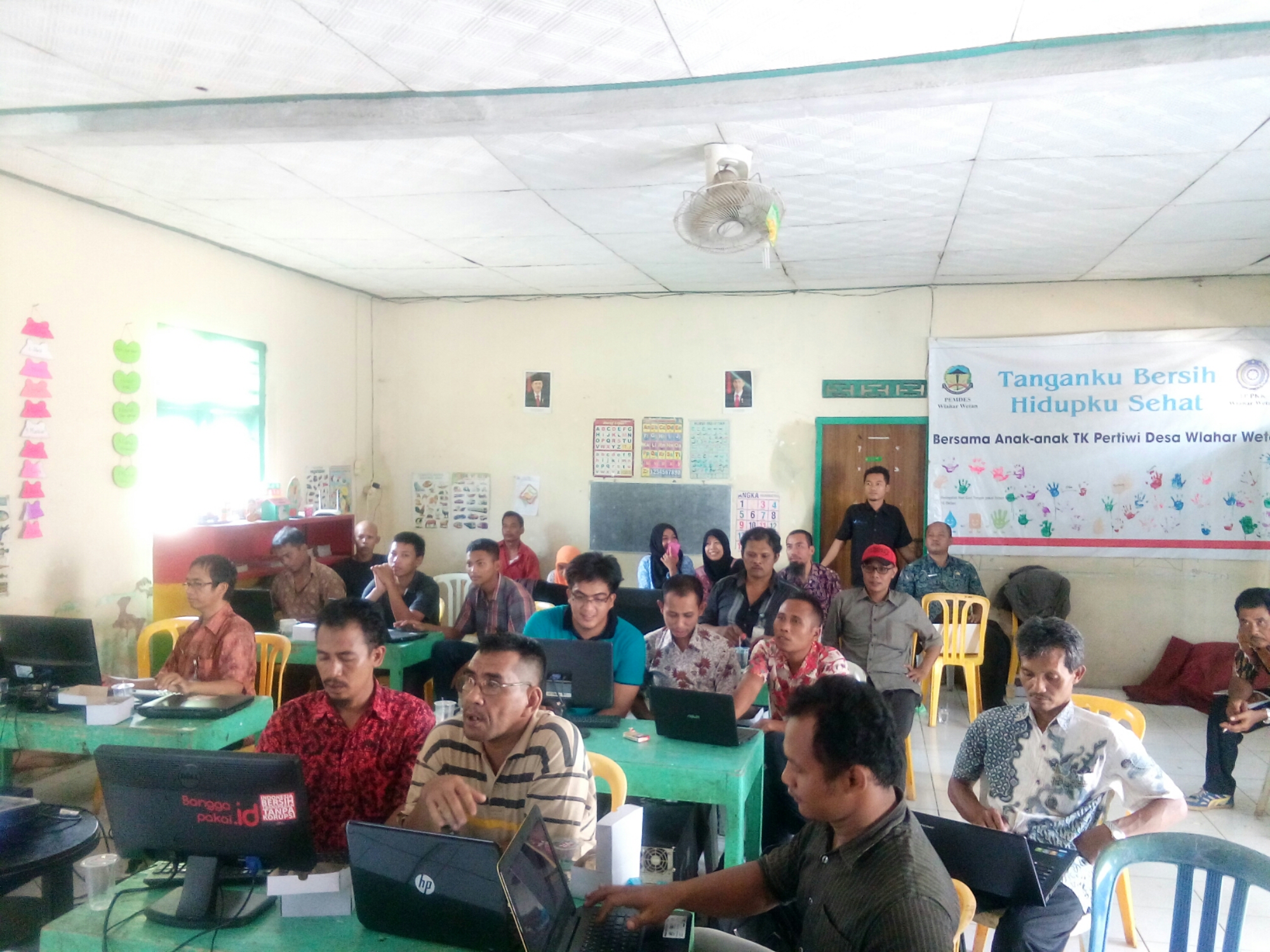 Perangkat Desa Dermaji Ikuti Pelatihan Pemetaan Desa