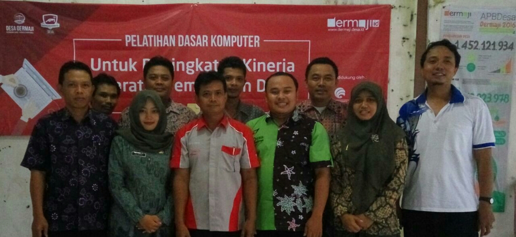 Perangkat Desa Dermaji Ikuti Pelatihan Dasar Komputer