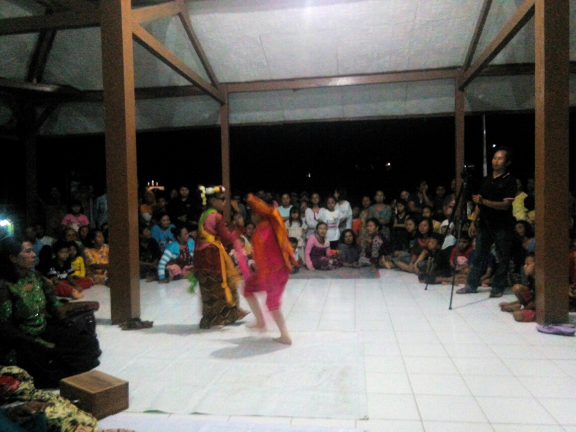 Sintren Reksa Budaya Sambut Kunjungan Blogger Indonesia di Dermaji