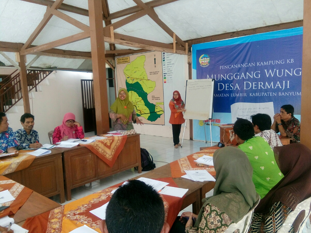 Pemdes dan BPD Dermaji Bahas SOP Pelayanan Prima