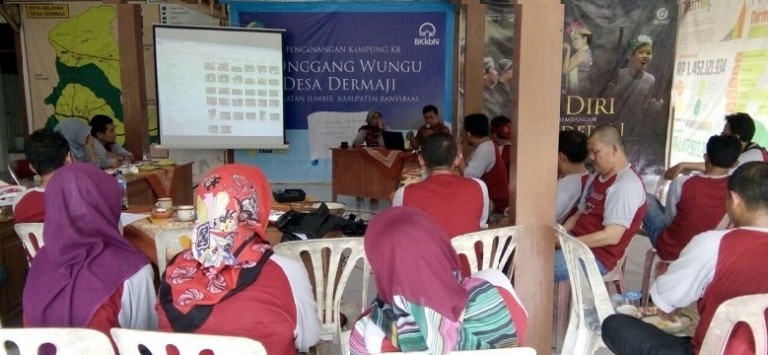 Kunjungan Belajar Pelaku Program Generasi Sehat dan Cerdas Kabupaten Subang ke Desa Dermaji