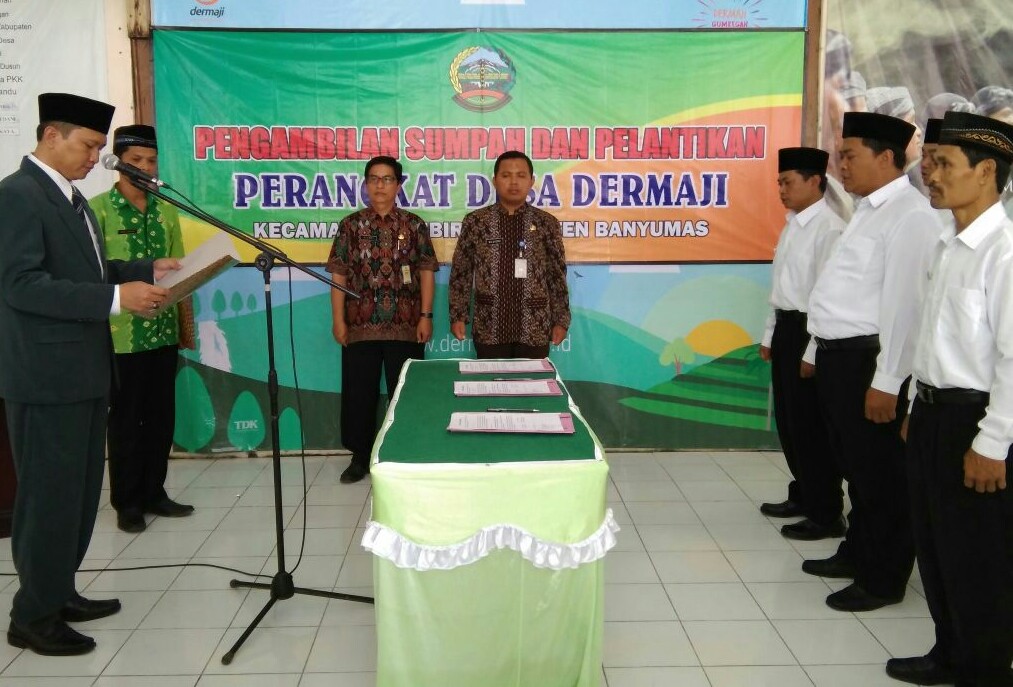 Enam Perangkat Desa Dermaji Dilantik, Harry Haryono Caryono Menjadi Sekretaris Desa
