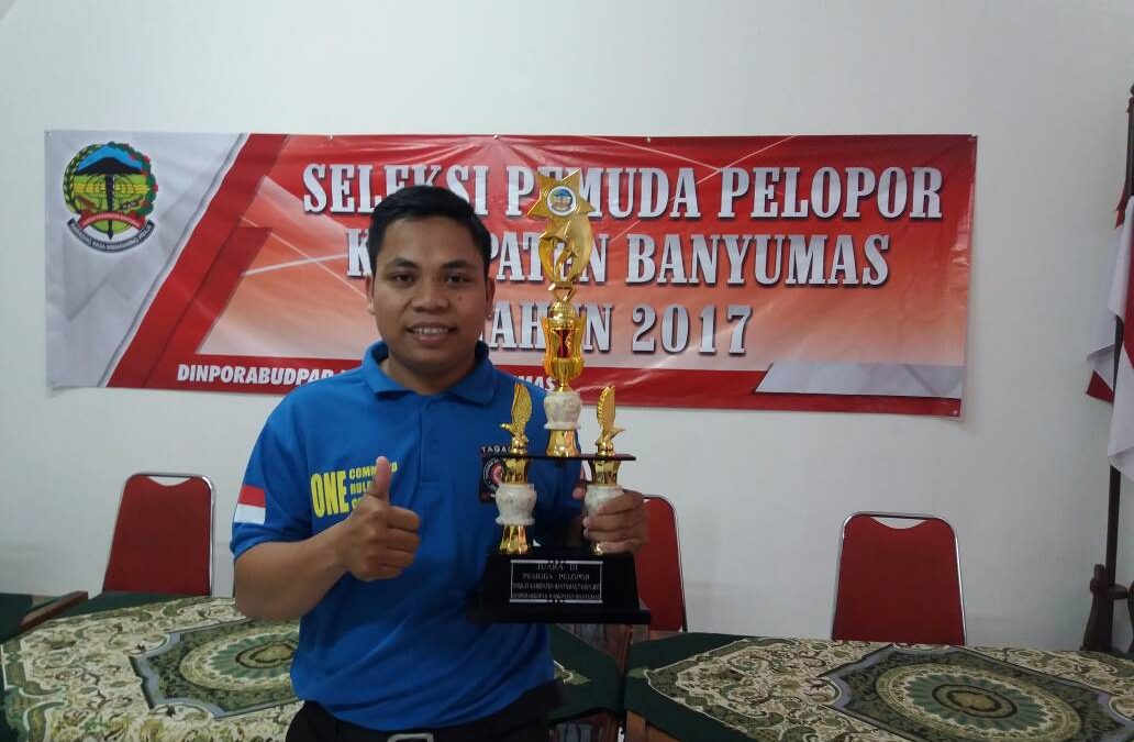 Wahyu Cahyoko Raih Penghargaan Peringkat ke-3 Pemuda Pelopor Kabupaten Banyumas 2017