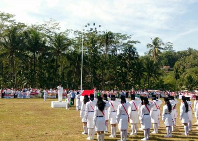 Ribuan Warga Dermaji Ikuti Upacara Peringatan HUT Proklamasi Kemerdekaan RI ke-72 di Lapangan Kubang Aji