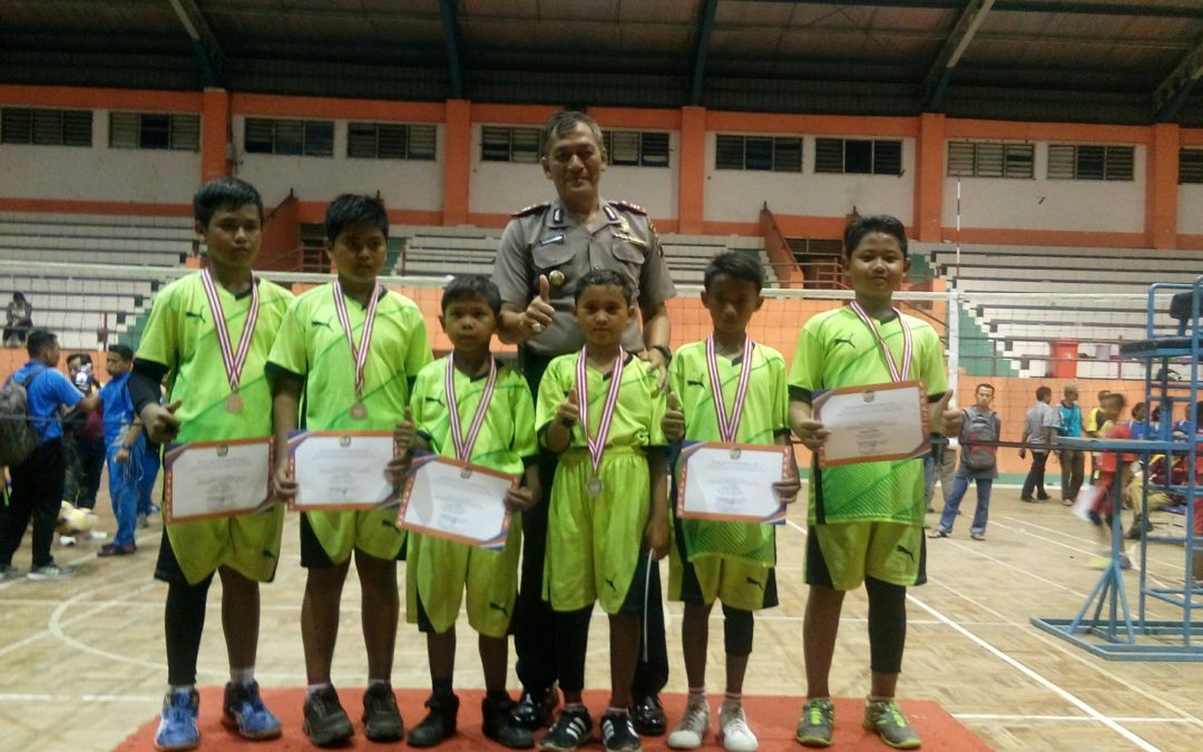 Tim Bola Voli Putra SD Negeri 3 Dermaji Raih Juara 2 pada Popda Tingkat Kabupaten Banyumas