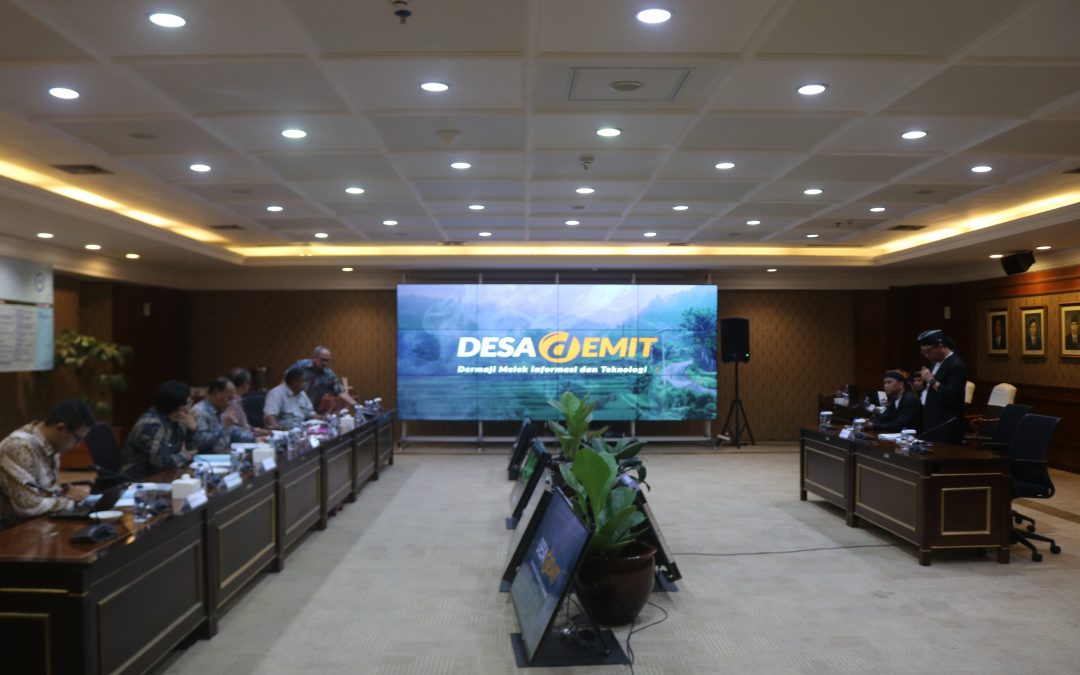 Kades Dermaji dan Bupati Banyumas Paparkan Inovasi Desa Demit di Kementerian PANRB
