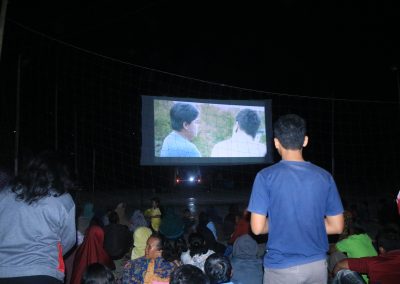Layar Tancep Hangatkan Suasana Malam Warga Dermaji
