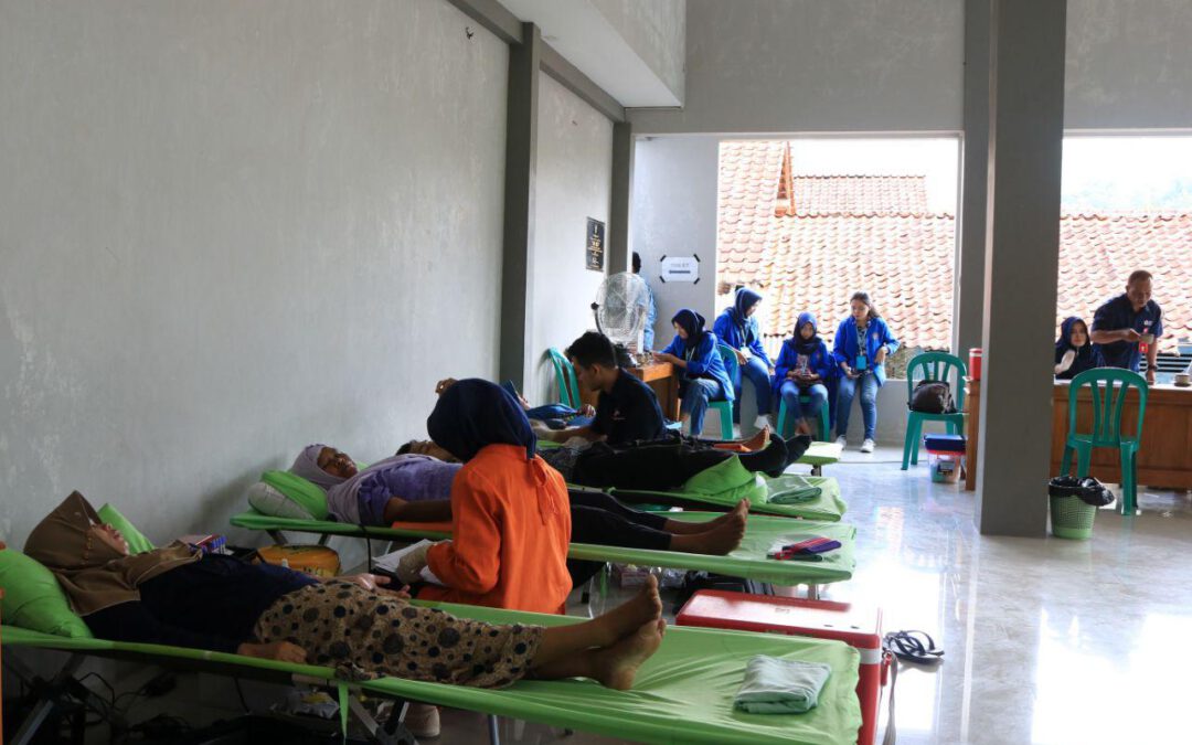Puluhan Warga Dermaji Donorkan Darahnya