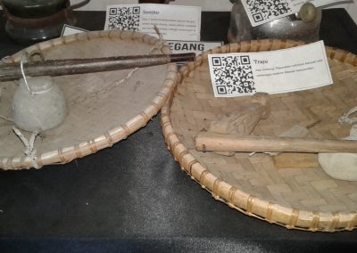 Traju
