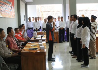 Anggota KPPS Pemilu 2019 Desa Dermaji Dilantik