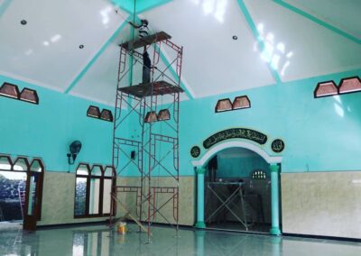 Sambut Ramadhan, Masjid Baiturrahman Dibersihkan dan Dicat Kembali